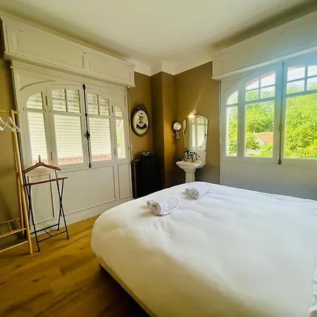 Vila Villa8pers 3'piedplage Pleincentre Piscine Parking Wifi *