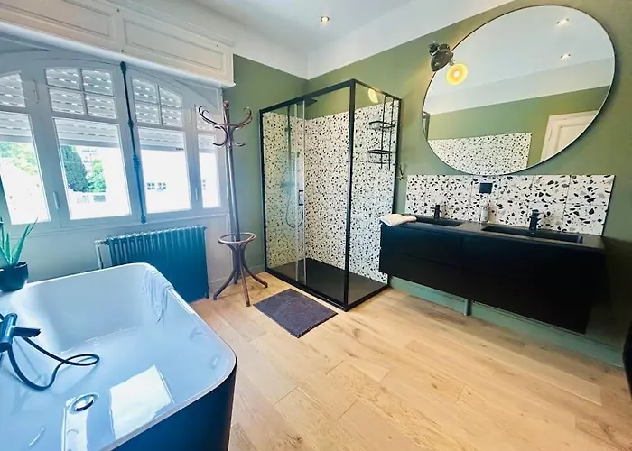 别墅 Villa8pers 3'piedplage Pleincentre Piscine Parking Wifi *